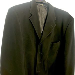 VICCI UOMA BLACK 5 BUTTON 2PC Suit